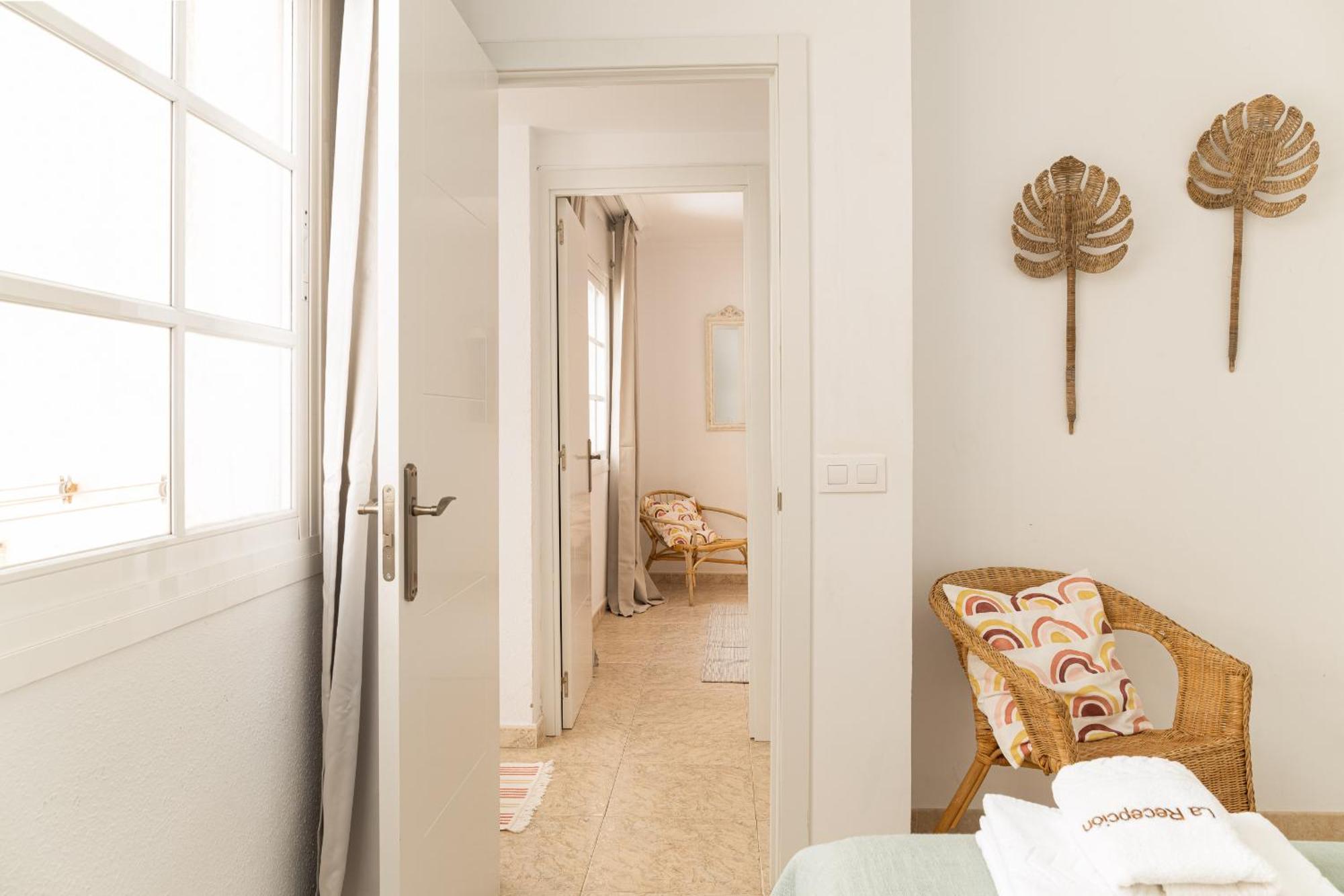C103 - Sunny Terrace, Old Town Views Apartment Malaga Ngoại thất bức ảnh